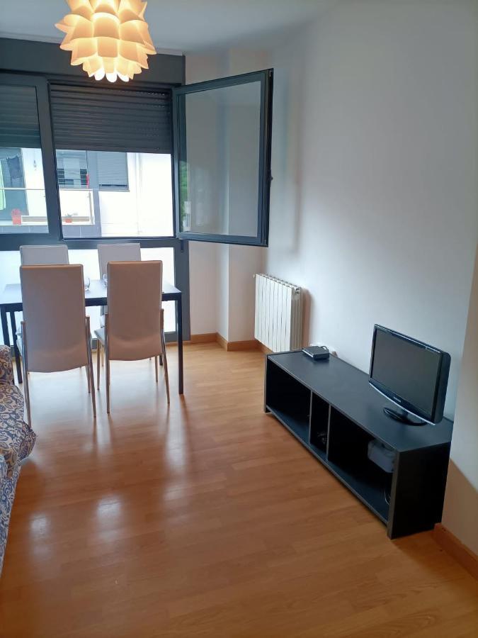 Relajate En Ramales De La Victoria, Apartamento Con Piscina Y Parking Exterior photo